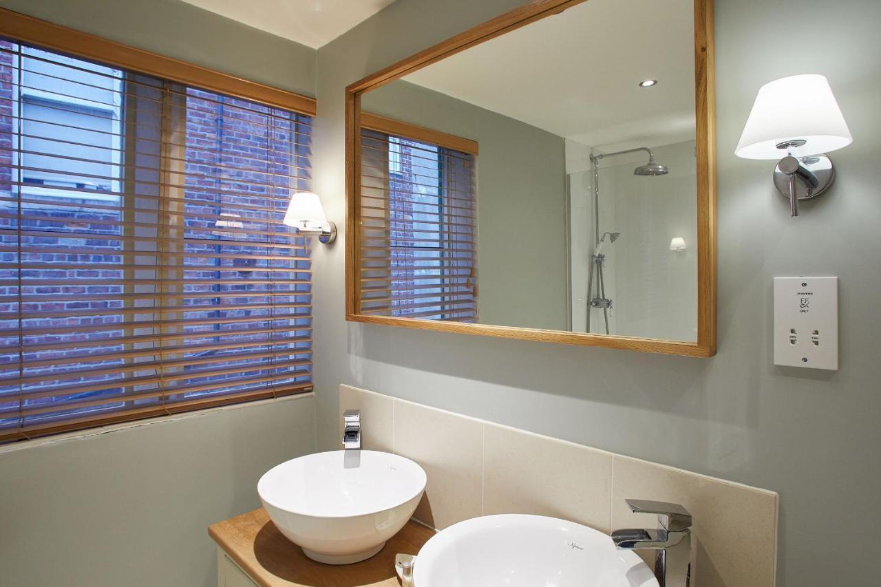 Host & Stay - Spyglass 1708 Whitby Buitenkant foto