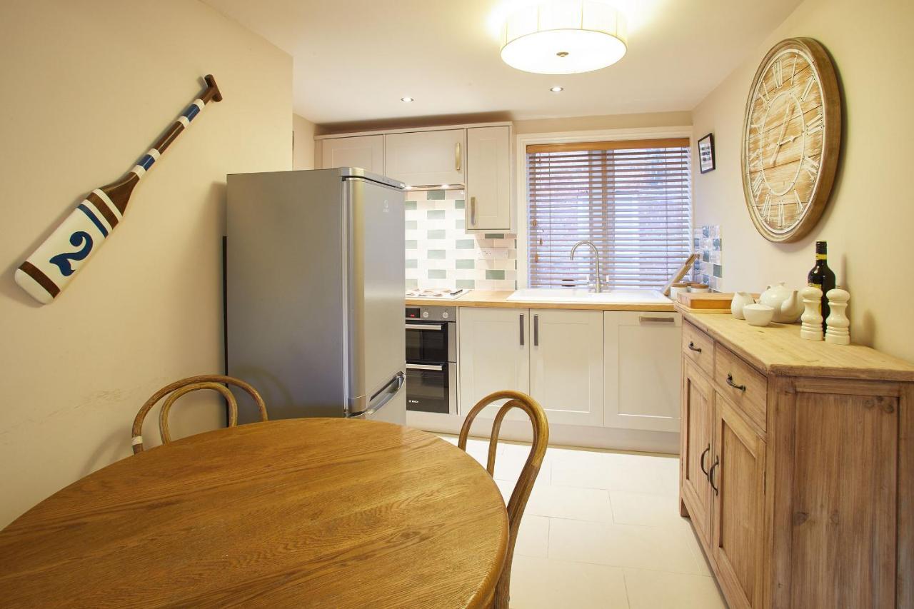 Host & Stay - Spyglass 1708 Whitby Buitenkant foto